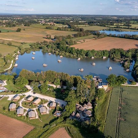 Village Flottant De Pressac Kültér fotó