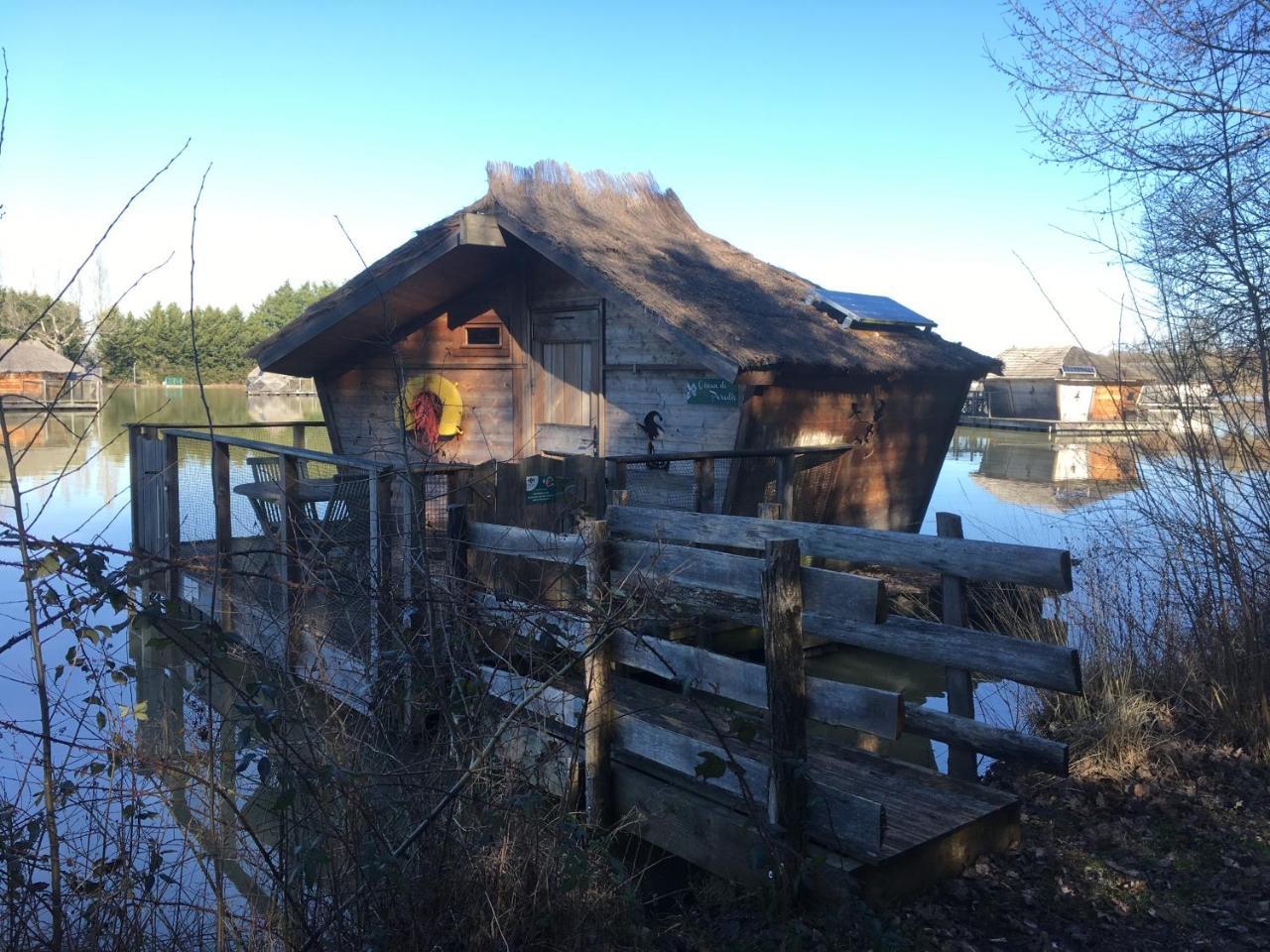 Village Flottant De Pressac Kültér fotó